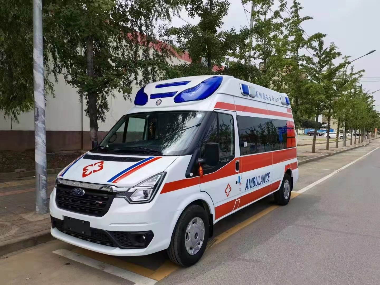 景洪市妇婴监护型护送